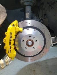Cupra Ateca from Israel with Audi TTRS 8S brake upgrade, Brembo 8pot calipers with DBA 2-piece 370x34mm brake discs & DBA Xtreme Performance brake pads