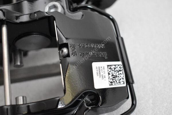Audi TTRS 8s RS3 8v Brembo 8Pot Calipers 8V0615107D 8V0615108D 20.7675.02 brackets pads pins NEW