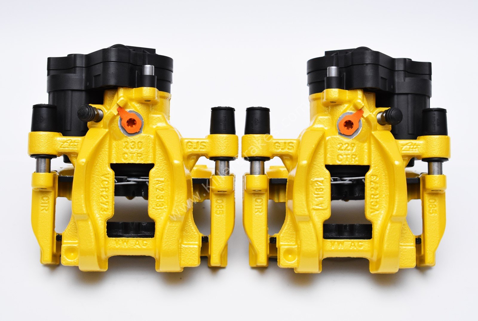 Rear Golf 7 R Audi S3 8v Calipers Yellow upgrade for Gti A3 NEW