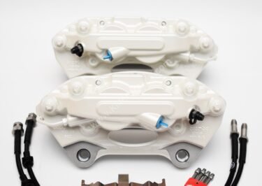 Porsche Macan Brembo 4pot Calipers 95B615123F 95B615124F MQB Direct Upgrade with Lines NEW