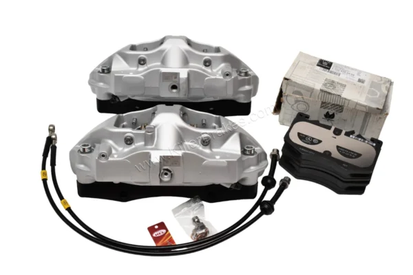 Mercedes A35 A45 W177 Brembo 4pot Calipers Kit A2474216900 A2474217000 New