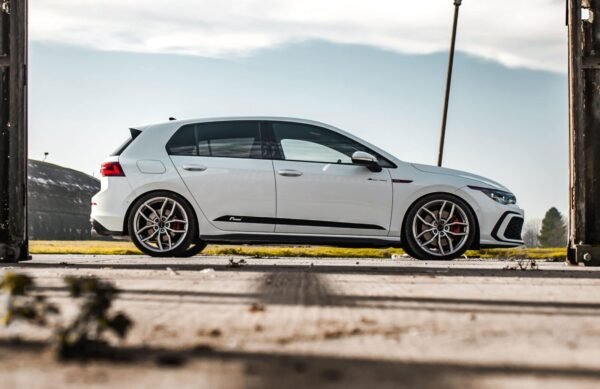 Racingline VW Golf Mk8 GTI GTD Clubsport Sport Lowering Springs VWR31G8GT 1 Racingline VW Golf Mk8 GTI GTD Clubsport Sport Lowering Springs VWR31G8GT Racingline VW Golf Mk8 GTI GTD & Clubsport Sport Lowering Springs VWR31G8GT