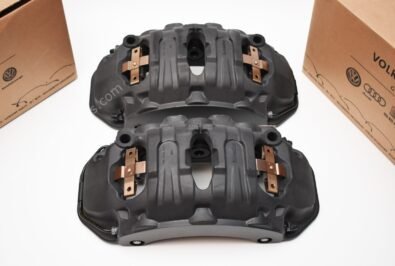 Front Audi E-tron GT 4J3615123 4J3615124 Porsche Panamera Cayenne Calipers Brembo 6pot 7PP615149 7PP615150 20.A221.03 New Grey
