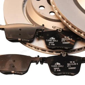 Rear Pack Audi Volkswagen original Brake Discs 5Q0615601E 310x22mm OE Pads 3Q0698451E