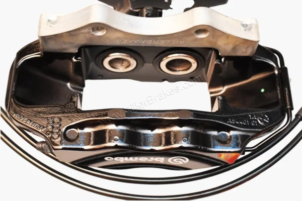 Front Audi A1 S1 mk4 R32 gti Polo Gti Cupra Formentor Brembo 4pot Brake Calipers 334x32mm Adapters 5F0615105 5F0615106